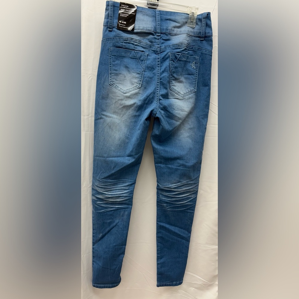 VIP Blue Jeans - Picture 2 of 10